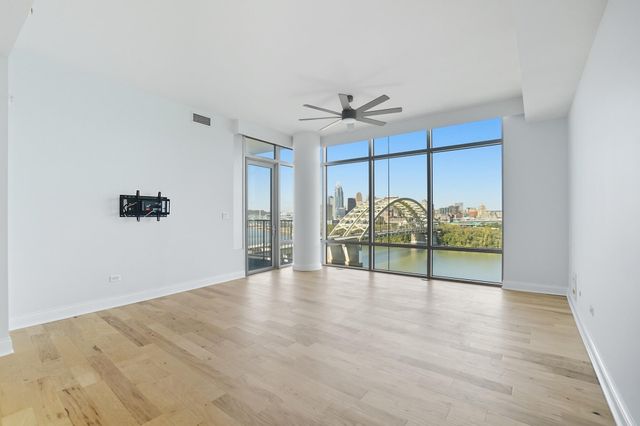 400 Riverboat Row, 1102, Newport, KY 41071