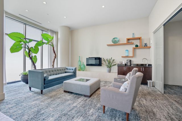 400 Riverboat Row, 1102, Newport, KY 41071