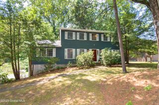 66 Via Da Vinci, Clifton Park, NY 12065