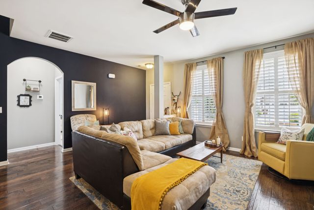 1300 Riverbirch Way, Hermitage, TN 37076
