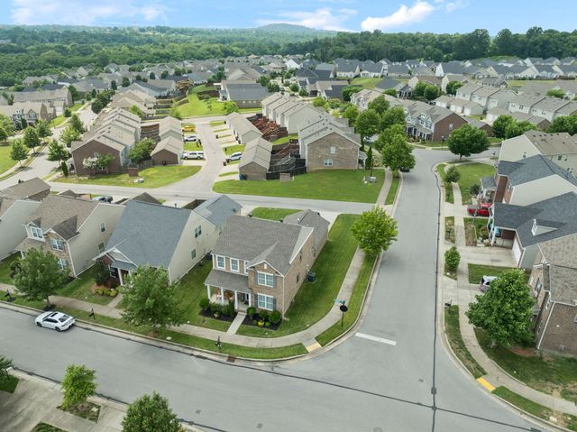 1300 Riverbirch Way, Hermitage, TN 37076