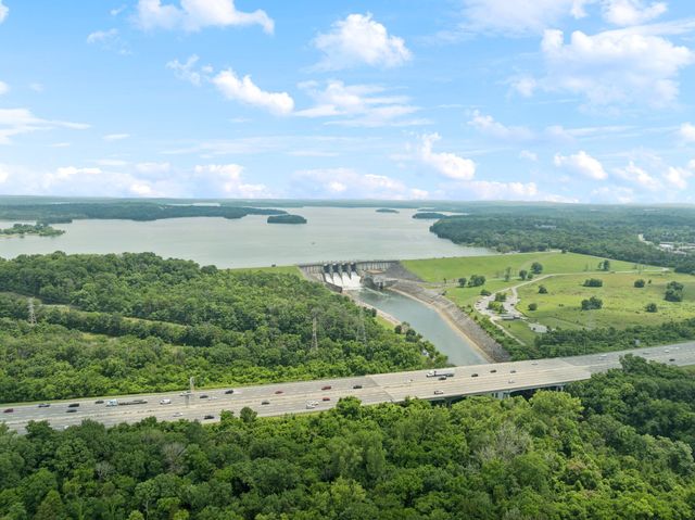 1300 Riverbirch Way, Hermitage, TN 37076