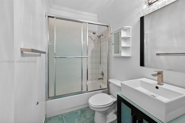 1162 Fairfield Meadows Dr, Weston, FL 33327