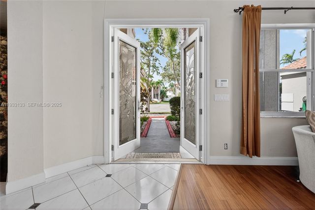 1162 Fairfield Meadows Dr, Weston, FL 33327