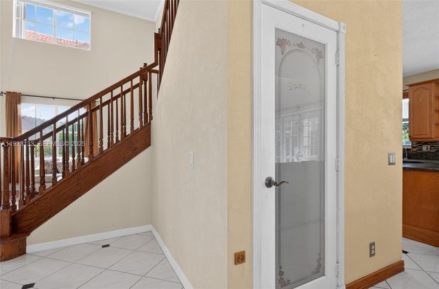 1162 Fairfield Meadows Dr, Weston, FL 33327