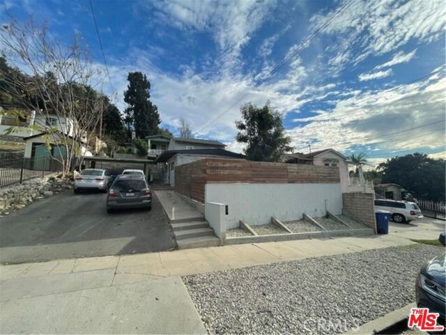 3422 Holyoke Drive, Los Angeles, CA 90065