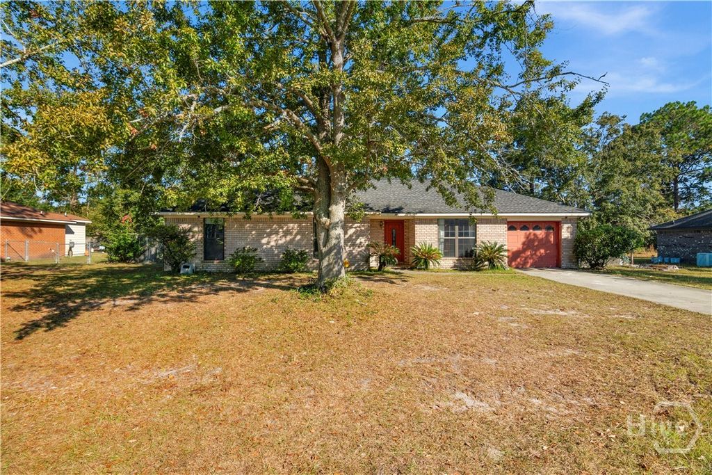 166 Stephanie Drive, Allenhurst, GA 31301