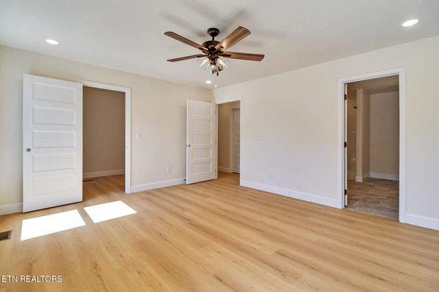 149 Falling Leaf Rd Rd, Jamestown, TN 38556