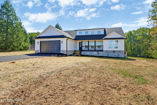 149 Falling Leaf Rd Rd, Jamestown, TN 38556