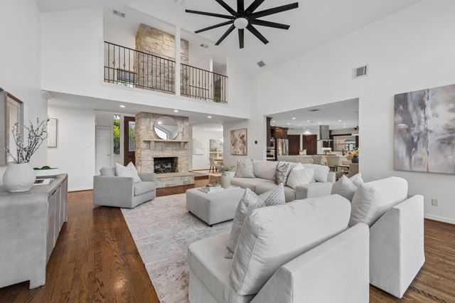 8321 Burkhart Court, Houston, TX 77055