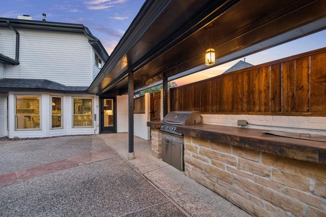 8321 Burkhart Court, Houston, TX 77055