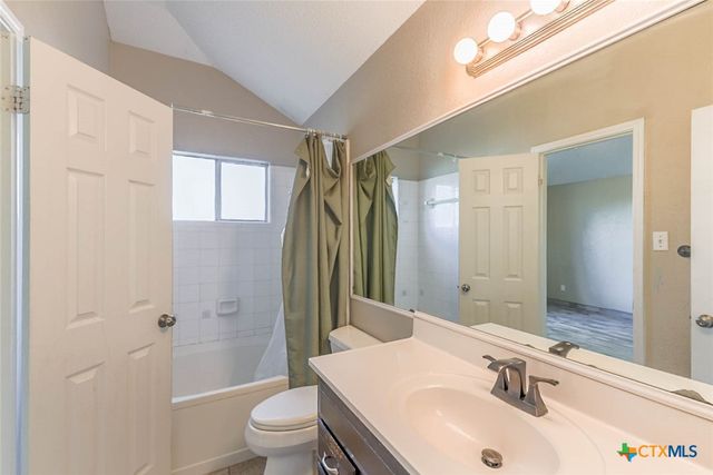 2305 Fieldstone Drive, Killeen, TX 76549