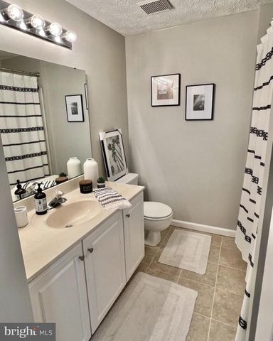 7821 EDMUNDS WAY, Elkridge, MD 21075