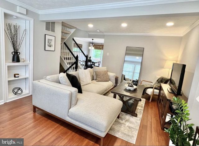 7821 EDMUNDS WAY, Elkridge, MD 21075