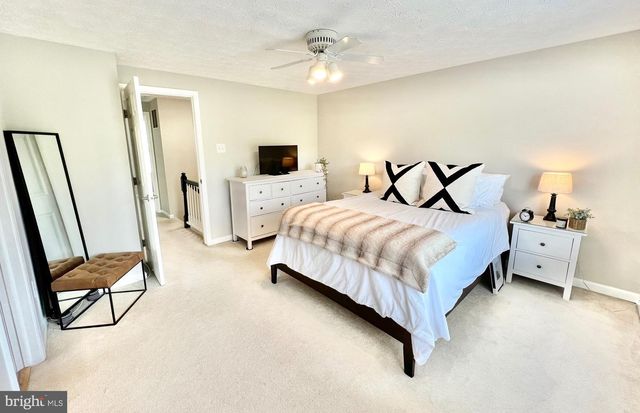 7821 EDMUNDS WAY, Elkridge, MD 21075