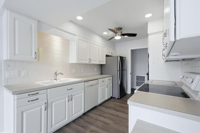 58 WINDSOR DRIVE, Englewood, FL 34223