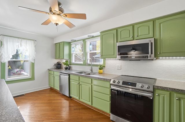 35 Hiawatha Avenue, Westerville, OH 43081