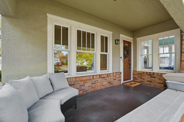 35 Hiawatha Avenue, Westerville, OH 43081