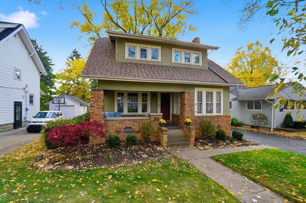 35 Hiawatha Avenue, Westerville, OH 43081