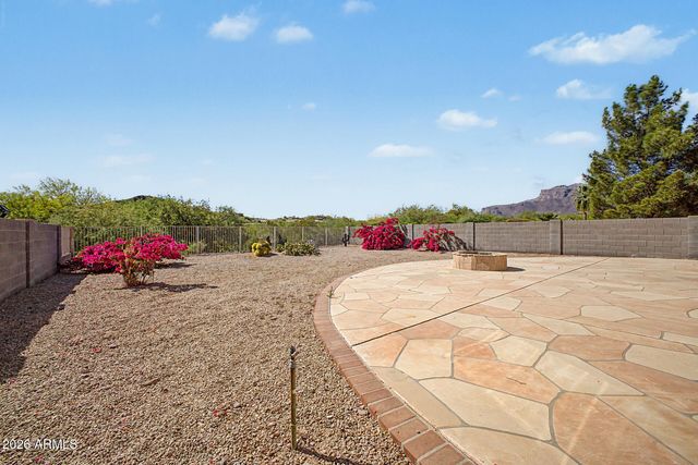 4394 S STRONG BOX Road, Gold Canyon, AZ 85118