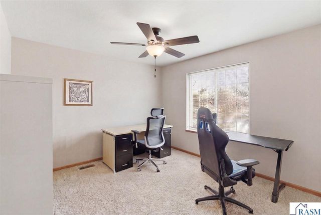 120 Palmer Path, Mankato, MN 56001