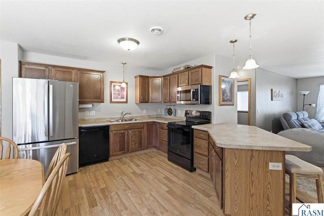 120 Palmer Path, Mankato, MN 56001