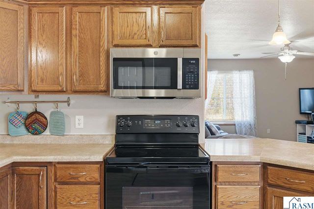 120 Palmer Path, Mankato, MN 56001