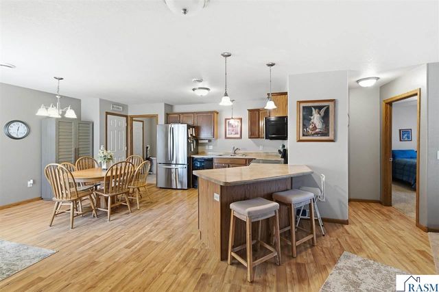 120 Palmer Path, Mankato, MN 56001