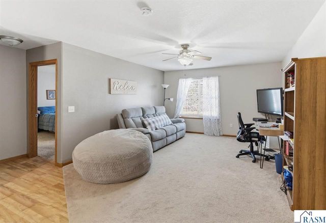 120 Palmer Path, Mankato, MN 56001