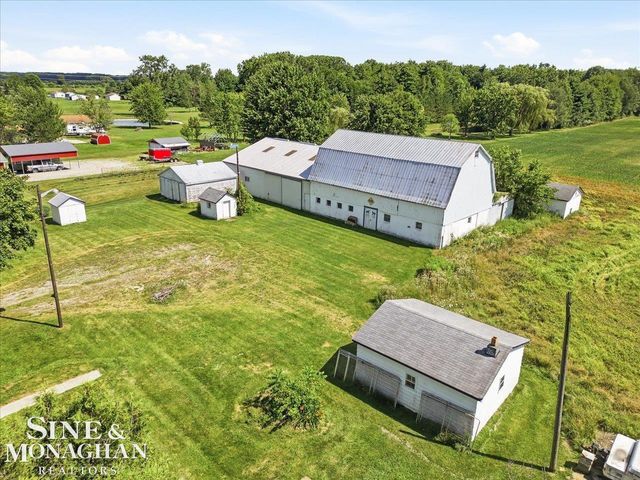 6639 Fred W Moore Highway, China Twp, MI 48054