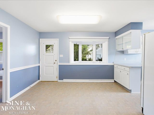 6639 Fred W Moore Highway, China Twp, MI 48054