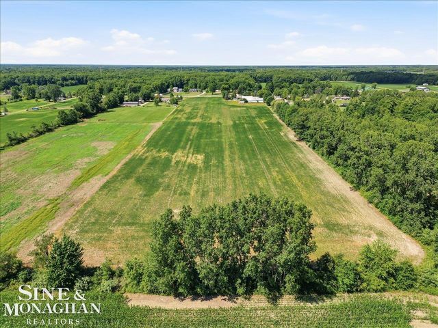 6639 Fred W Moore Highway, China Twp, MI 48054
