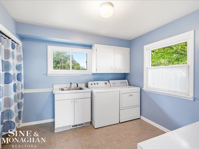 6639 Fred W Moore Highway, China Twp, MI 48054