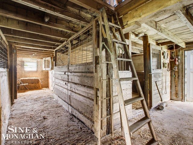 6639 Fred W Moore Highway, China Twp, MI 48054