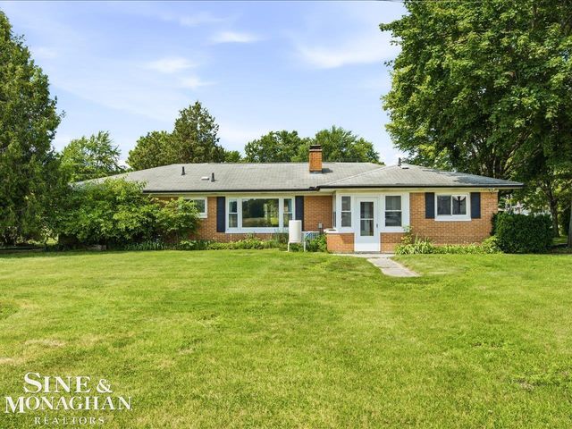 6639 Fred W Moore Highway, China Twp, MI 48054