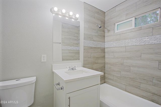 6808 N 23RD Avenue 6, Phoenix, AZ 85015