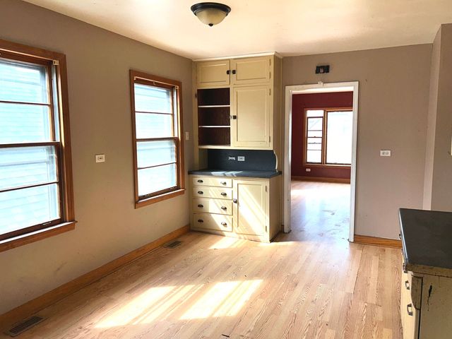 12557 Ann Street, Blue Island, IL 60406