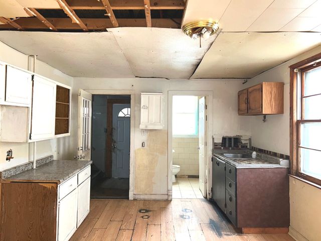 12557 Ann Street, Blue Island, IL 60406