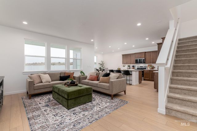 14720 Wing Spread Dr, Caldwell, ID 83607