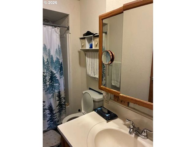 35370 MUDD Ln, Astoria, OR 97103