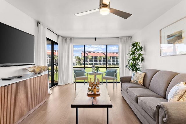 520 N Richard Jackson Boulevard UNIT 411, Panama City Beach, FL 32407