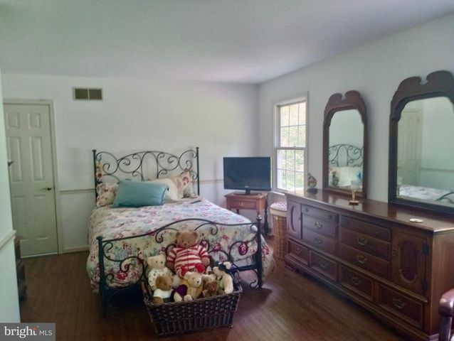 244 HARVEY RD, Chadds Ford, PA 19317