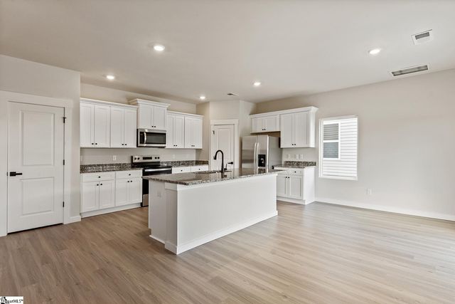 1424 Wild Indigo Way, Moore, SC 29369