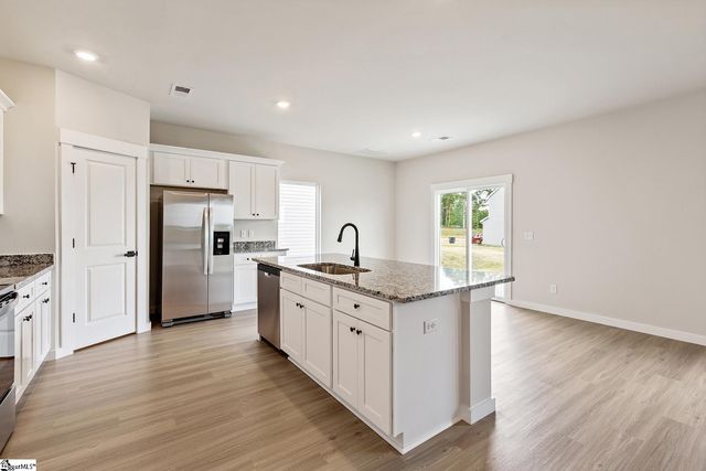 1424 Wild Indigo Way, Moore, SC 29369