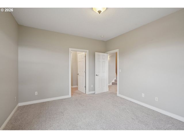 49 ESSEX Dr, Kelso, WA 98626