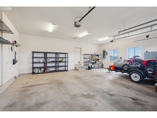 49 ESSEX Dr, Kelso, WA 98626