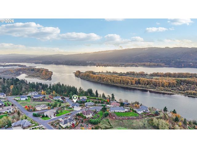 49 ESSEX Dr, Kelso, WA 98626