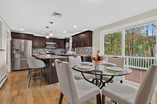 38 Twinbrook Avenue, Salem, NH 03079