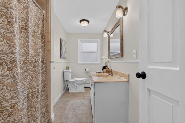 38 Twinbrook Avenue, Salem, NH 03079