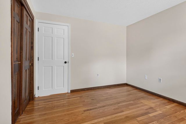38 Twinbrook Avenue, Salem, NH 03079